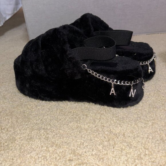 Dolls Kill Black Furry Platform Slides - Picture 1 of 7